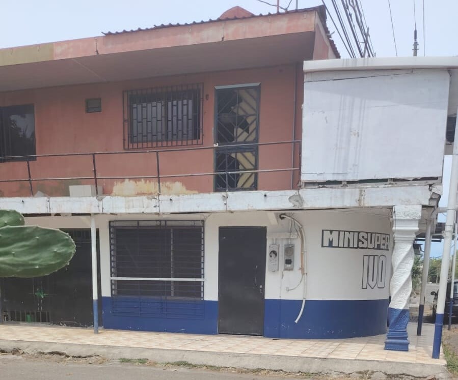 Fotografía 1 de Vivienda y local comercial Puntarenas, Puntarenas (VB256)